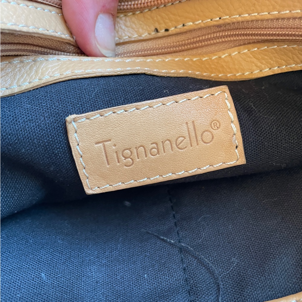 Vintage leather shoulder bag tan computer tablet bag - Picture 11 of 12